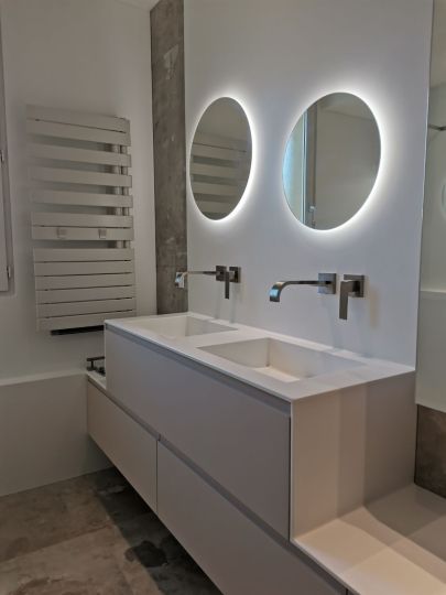 Miroirs ronds avec rétro-éclairage et système anti-buée - Var
