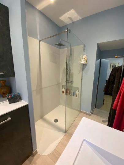 Rénovation complète d'une salle de bains avec tous les travaux de second oeuvre - Ardèche